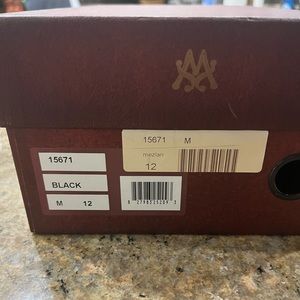 Mezlan Men's 15671 Black Leather Cap Toe Oxford Dress Shoe